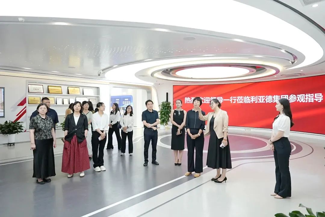 北京市统计局局长李素芳一行莅临永乐高ylg888888调研指导